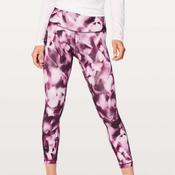 SOLD Lululemon Wunder Under Hi-Rise 7/8 Tight Pants - Picture 2 of 8